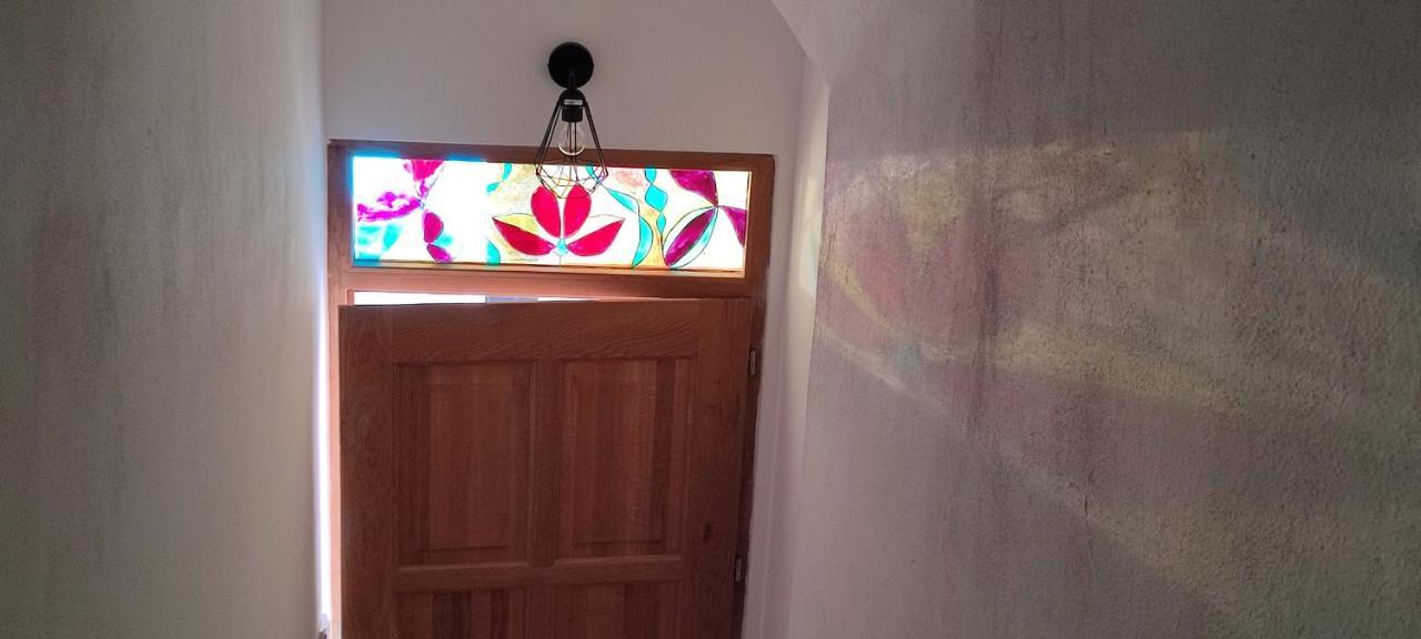 Apartman - Cafe Princ Pod Hradem Wifi, Klima Šternberk Bagian luar foto