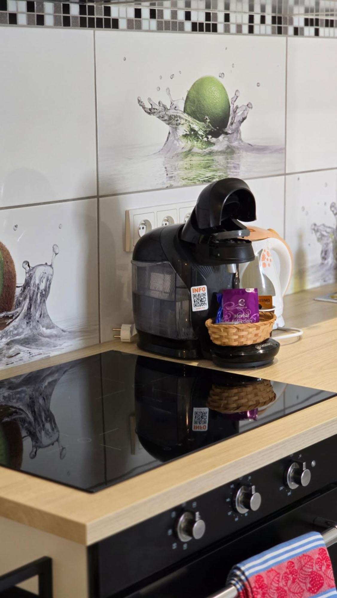 Apartman - Cafe Princ Pod Hradem Wifi, Klima Šternberk Bagian luar foto